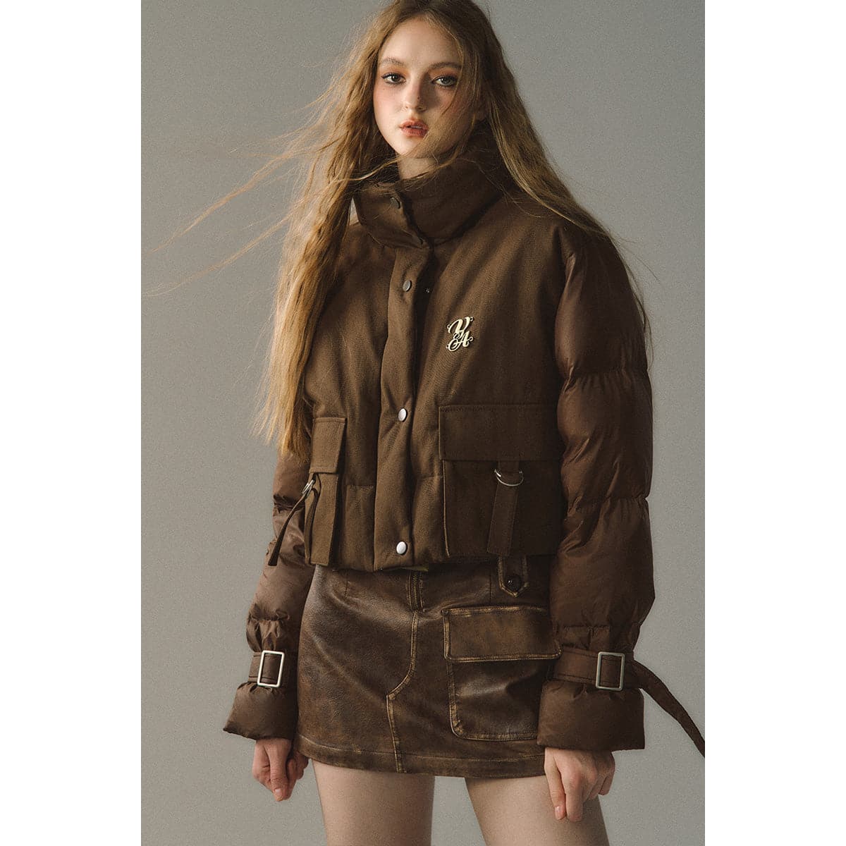 Brown Color Blocked Cargo Down Jacket - chiclara