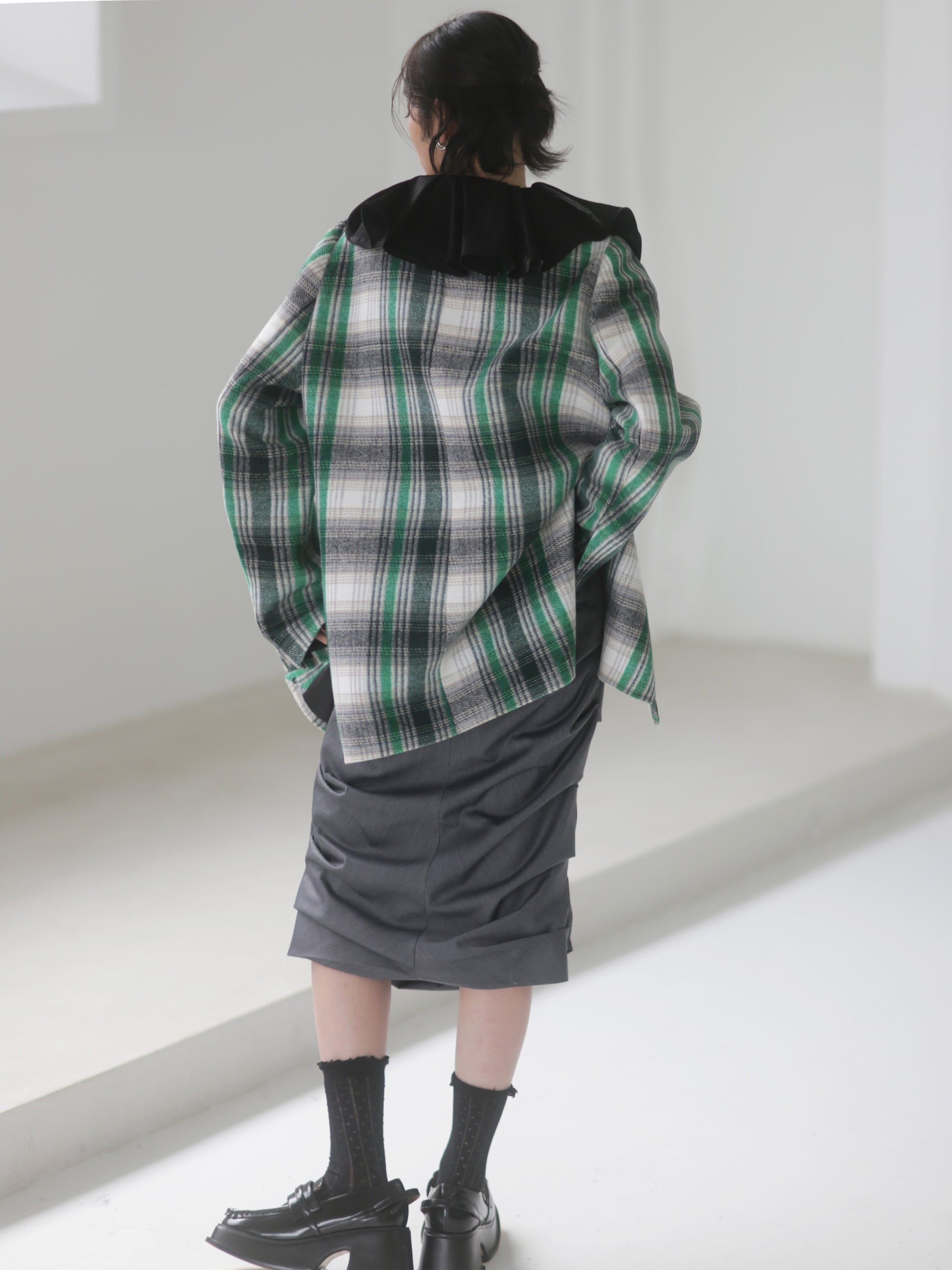 Elegant Plaid Wool Jacket With Lace Collar - chiclara