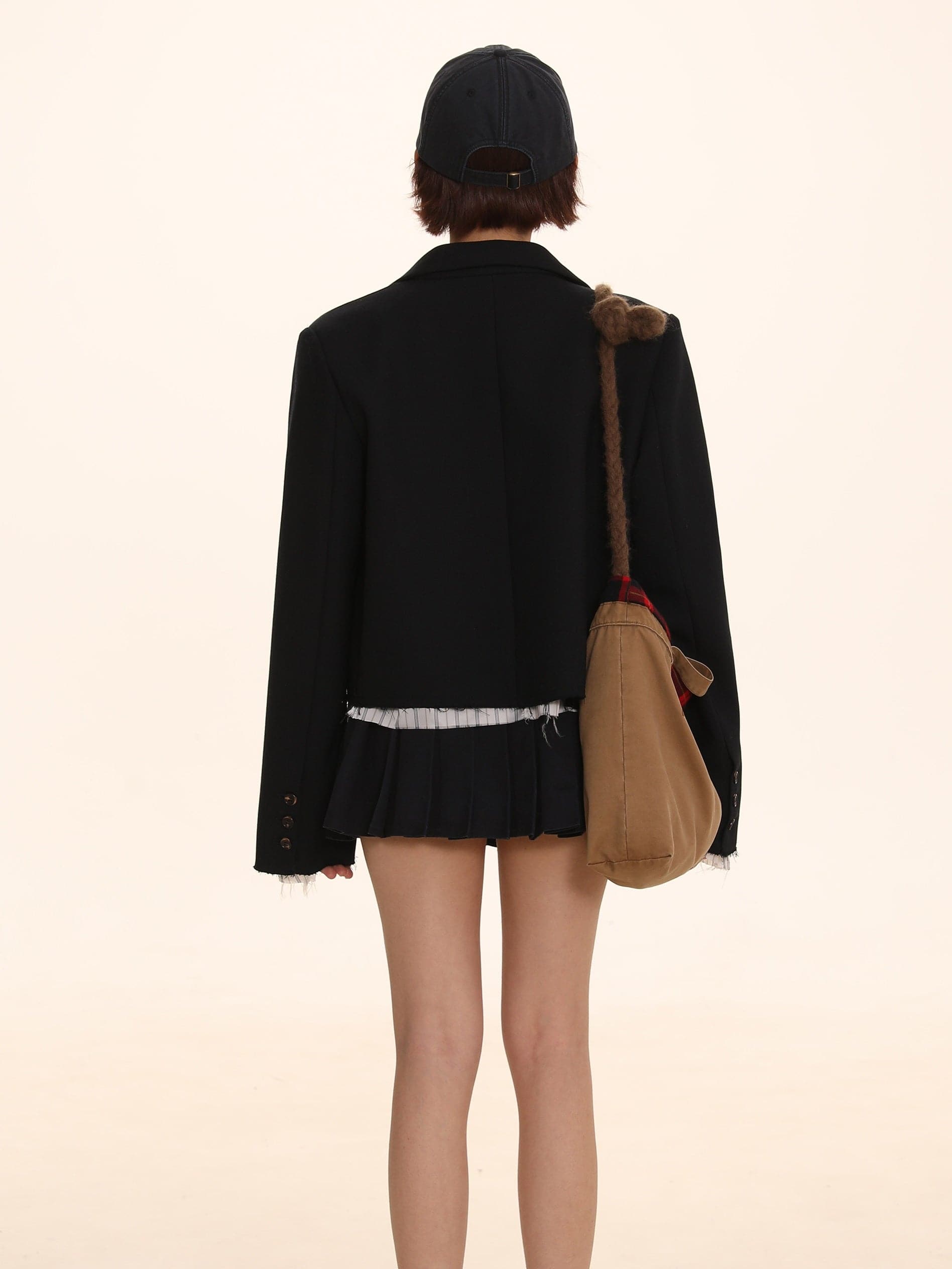 Elegant Embroidered Short Jacket - chiclara