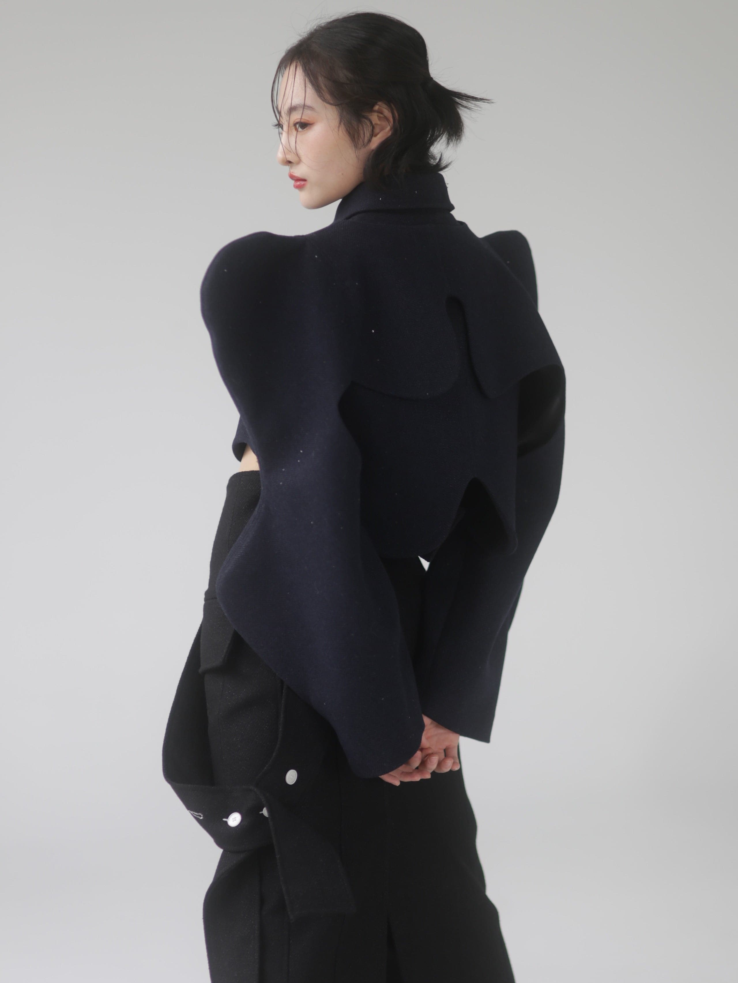 Arc Hollow Woolen Coat - chiclara