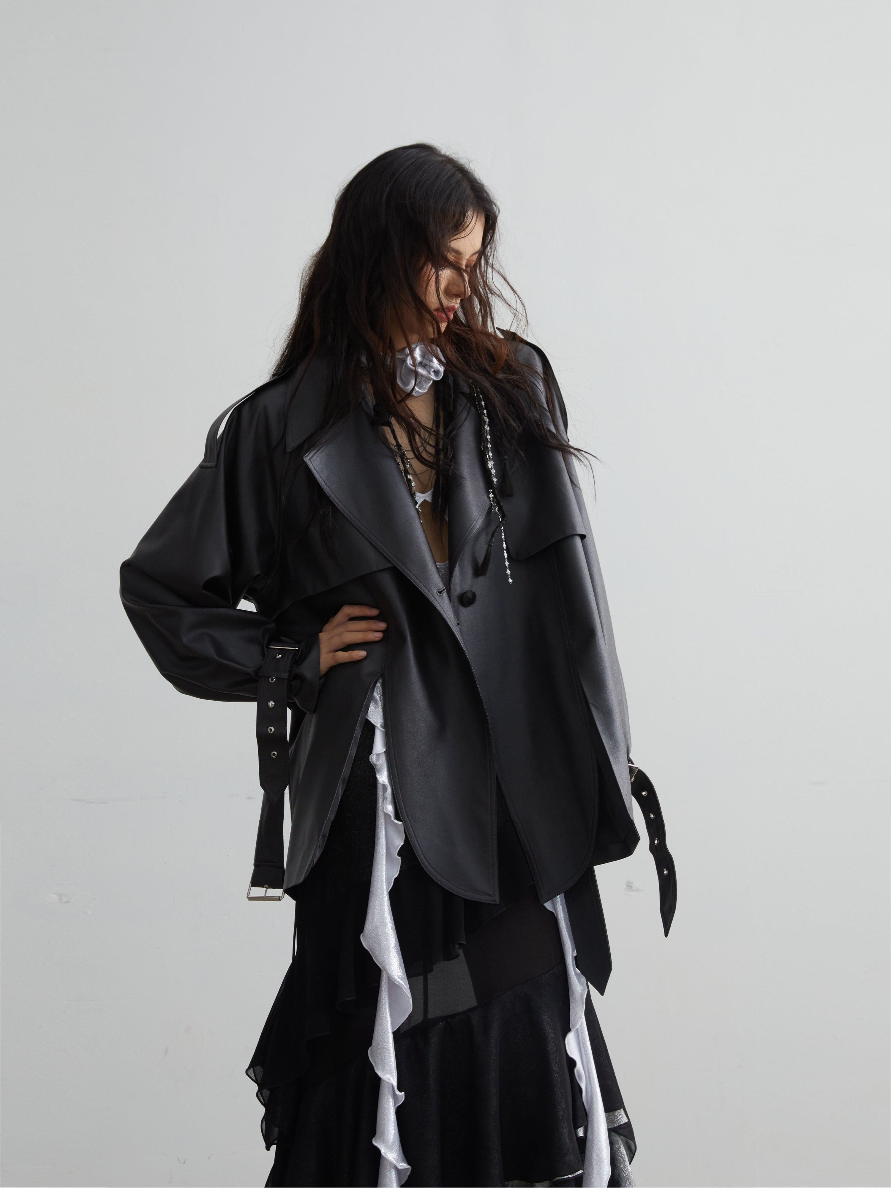 Matte Leather Short Coat With Slit Design - chiclara