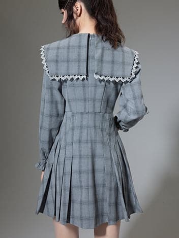 Plaid Pleated Dress With Oversized Lapel - chiclara