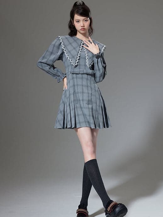 Plaid Pleated Dress With Oversized Lapel - chiclara