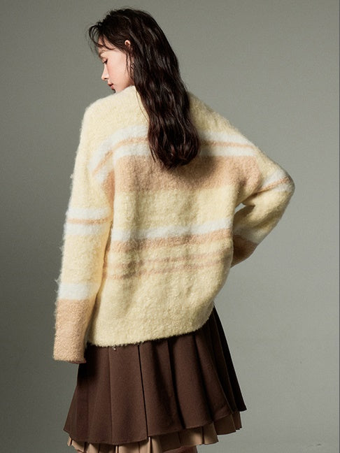 Soft Waxy Loose Sweater - chiclara