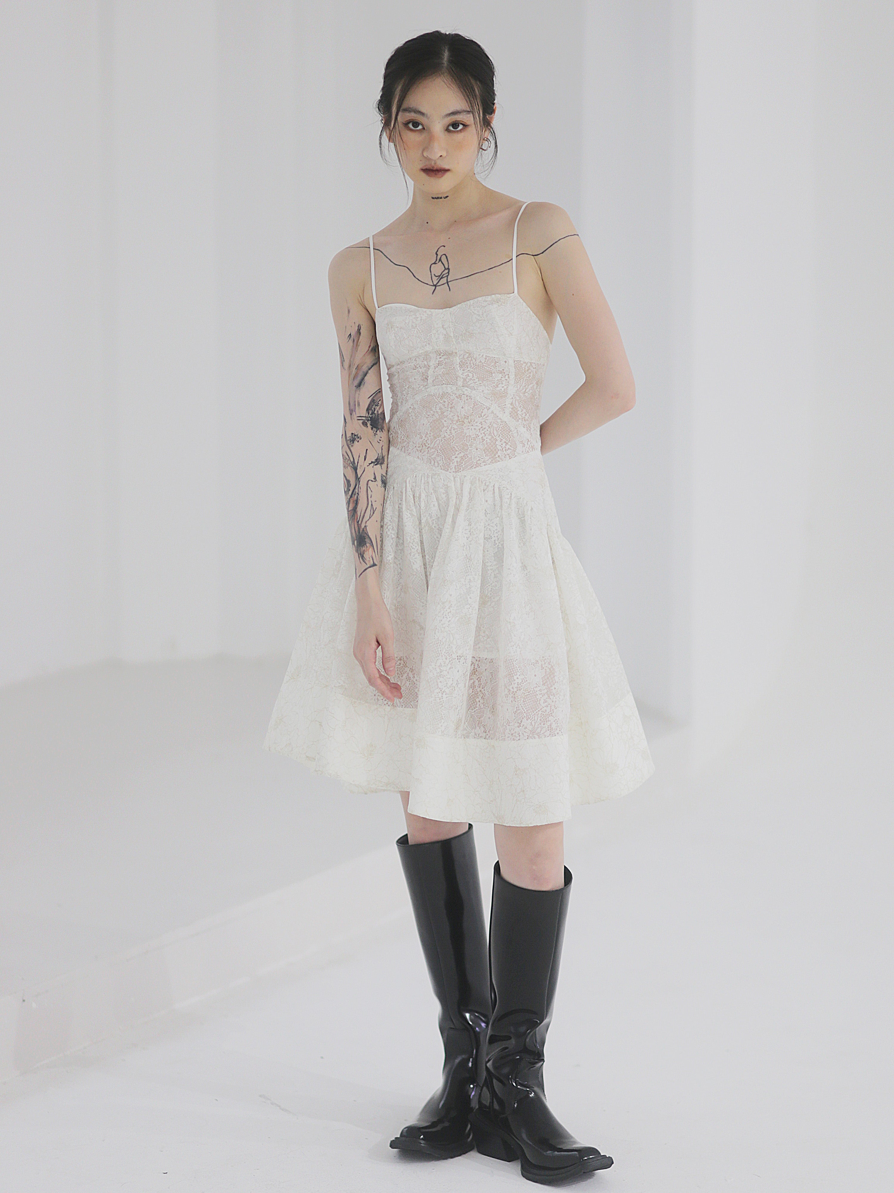 Elegant Lace Suspender Skirt - chiclara