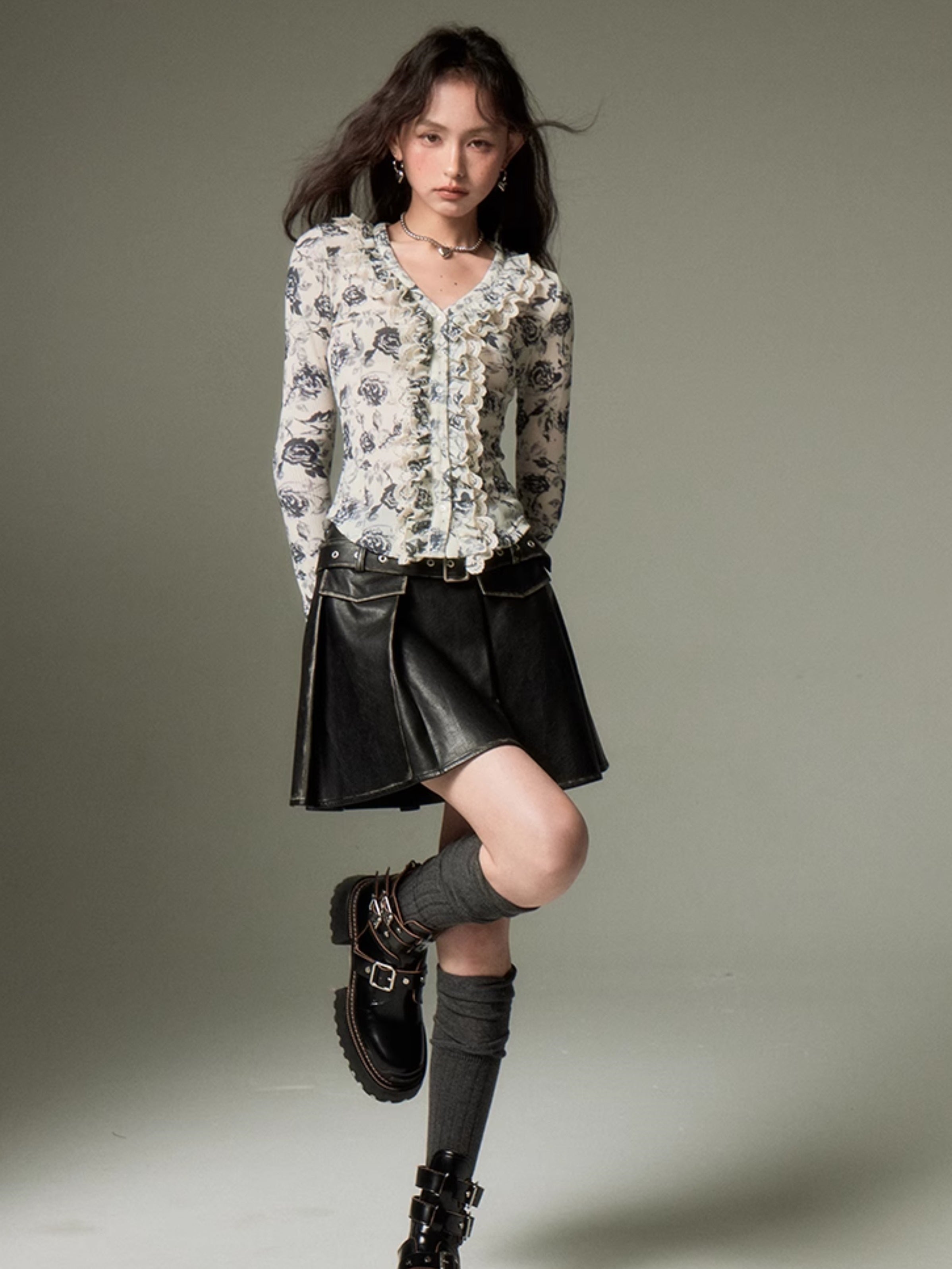 Vintage Pleated Leather Skirt - chiclara