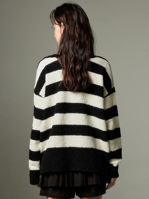 Strappy Border Knit Pullover - chiclara