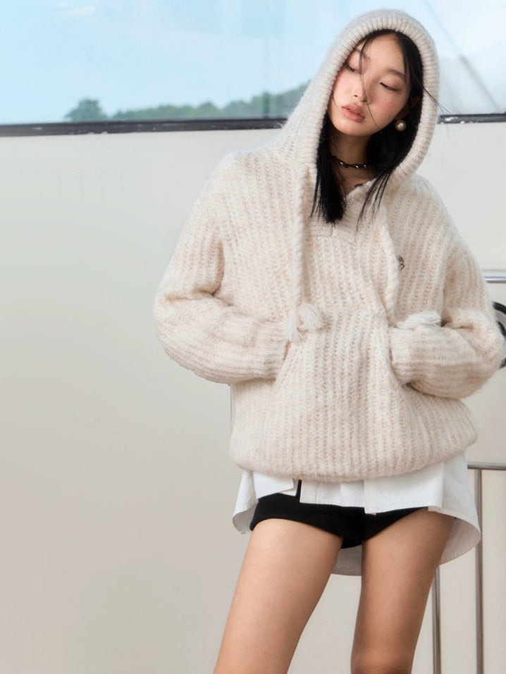 Wide Hooded Sweater - chiclara