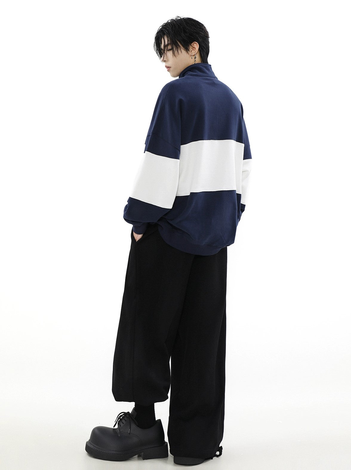 Collared Zip-Up Oversize Sweatshirt - chiclara